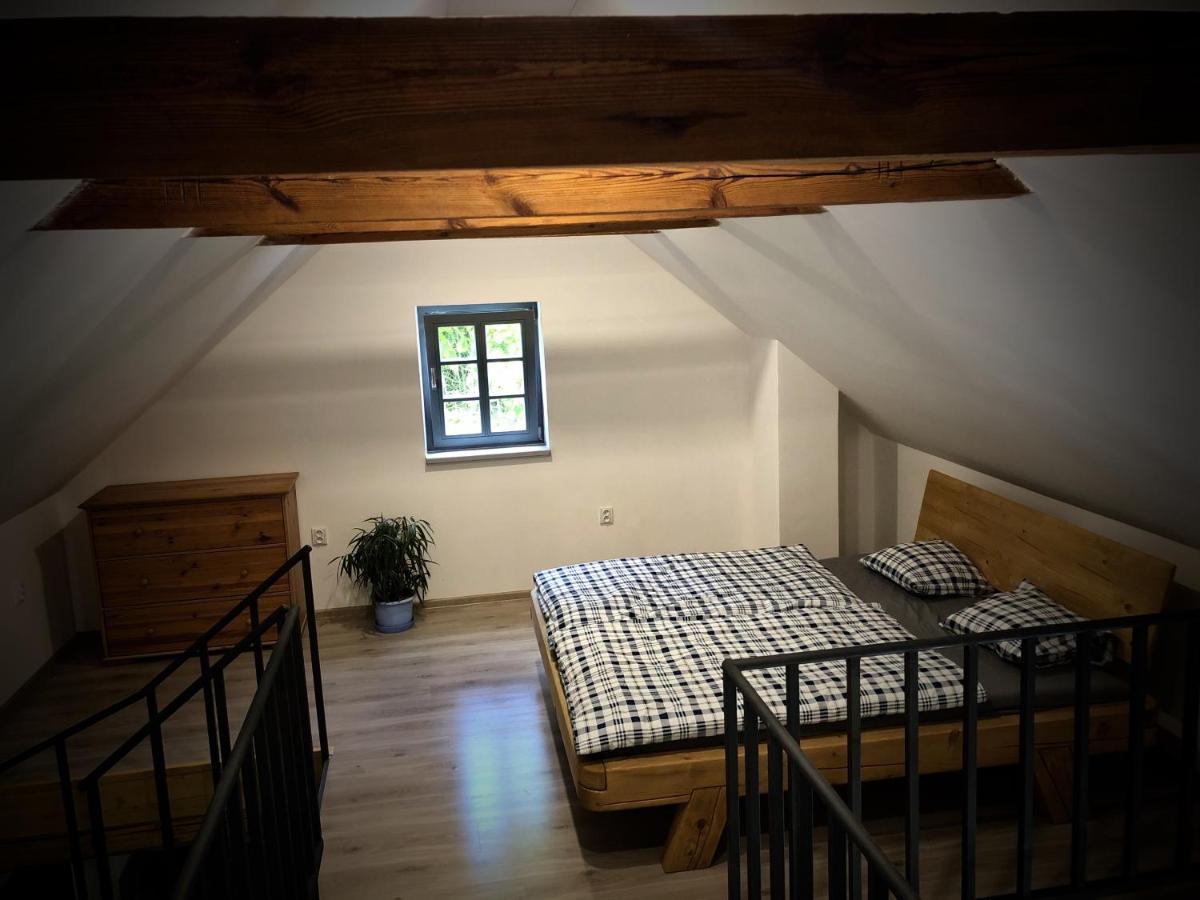 Mezonetovy Apartman S Terasou Na Samote V Lese Vlkava 외부 사진