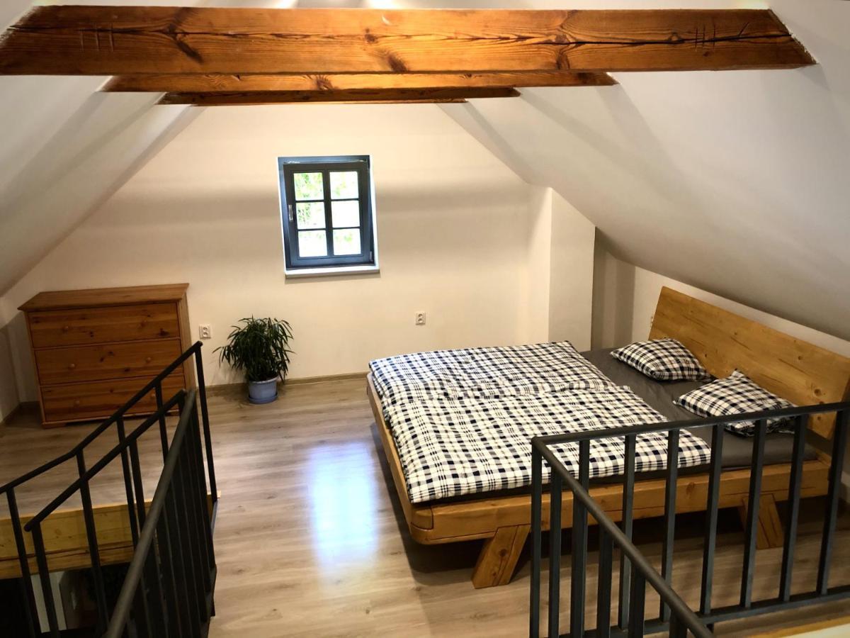 Mezonetovy Apartman S Terasou Na Samote V Lese Vlkava 외부 사진